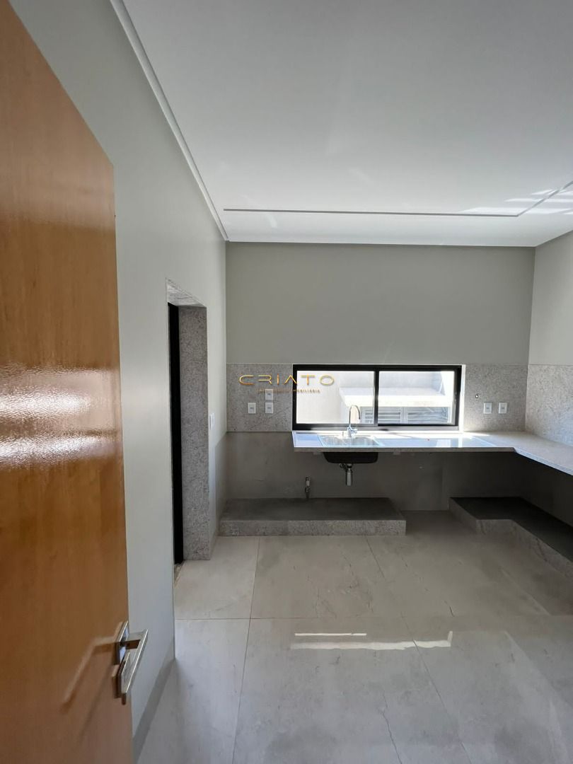 Sobrado à venda com 4 quartos, 430m² - Foto 11