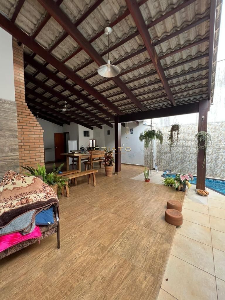 Casa à venda com 3 quartos, 215m² - Foto 15