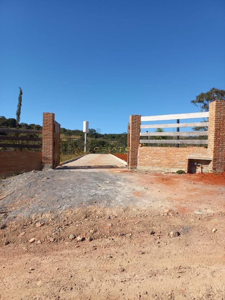 Fazenda à venda com 2 quartos, 150m² - Foto 8