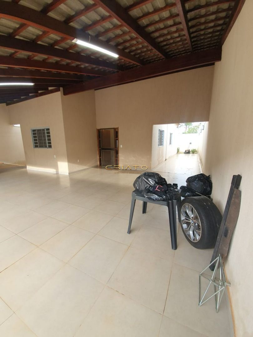 Casa à venda com 3 quartos, 180m² - Foto 20