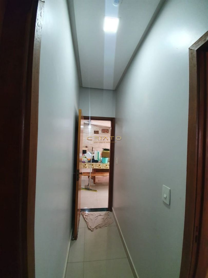 Casa à venda com 3 quartos, 180m² - Foto 15