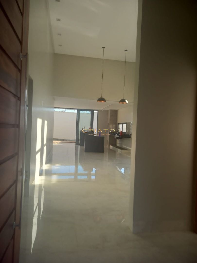 Casa à venda com 3 quartos, 220m² - Foto 14