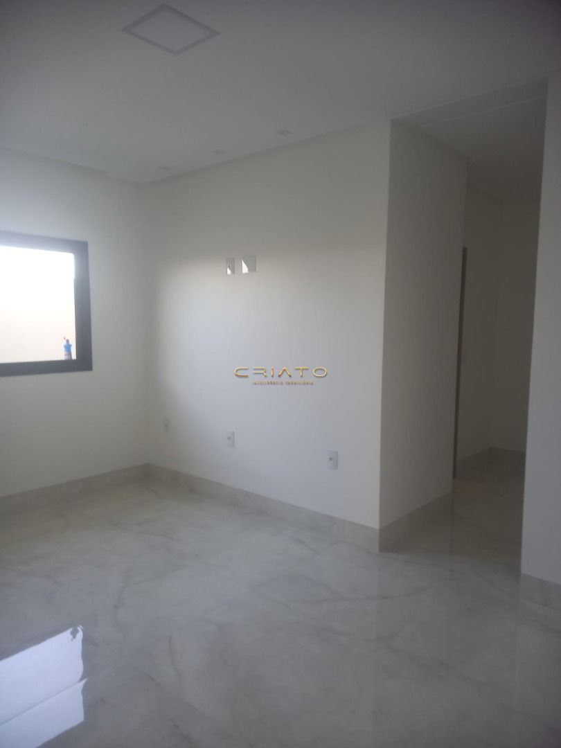 Casa à venda com 3 quartos, 220m² - Foto 26