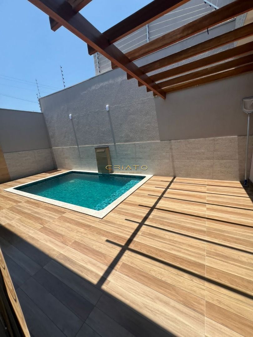 Casa à venda com 3 quartos, 139m² - Foto 12