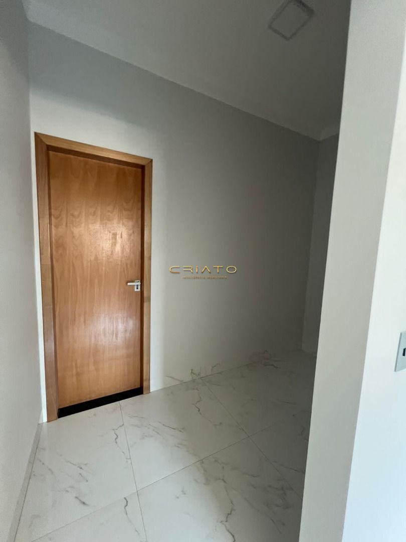 Casa à venda com 3 quartos, 139m² - Foto 5