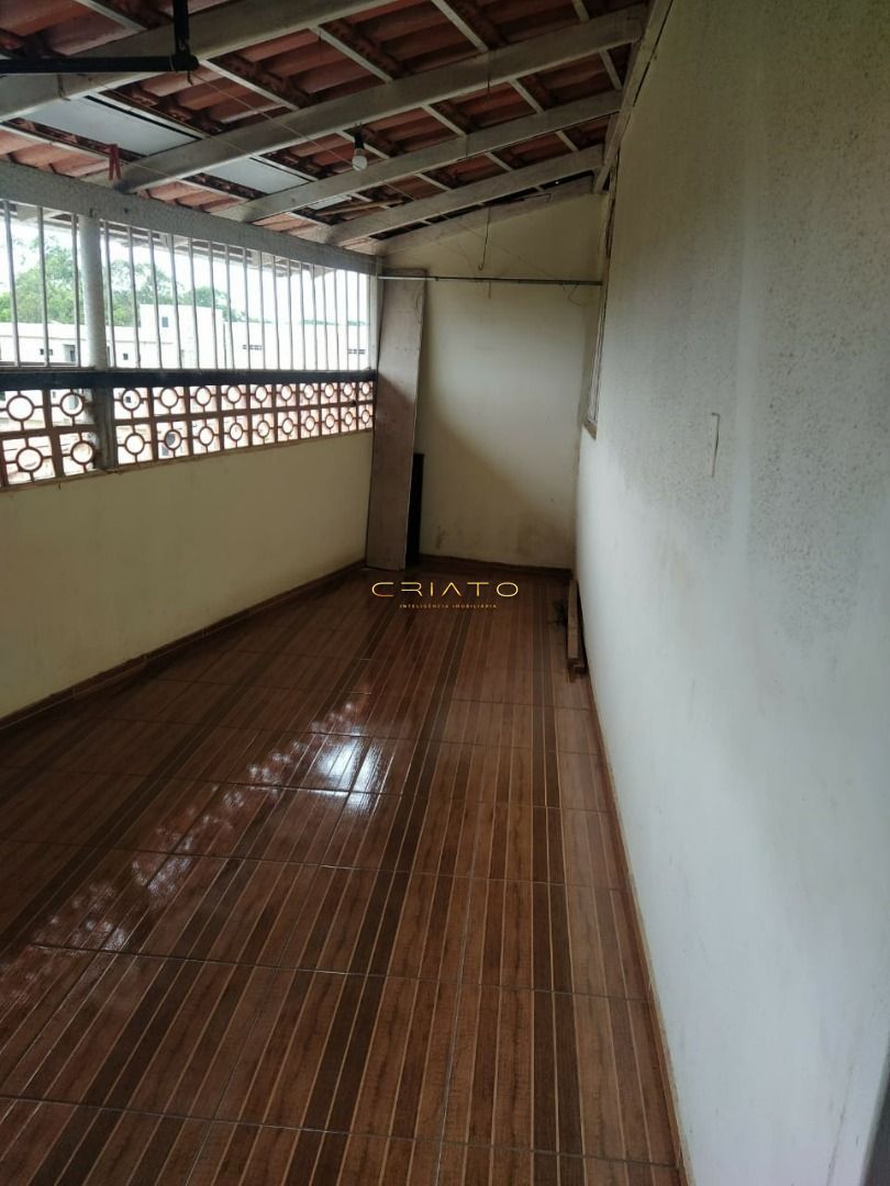 Sobrado à venda com 3 quartos, 260m² - Foto 15