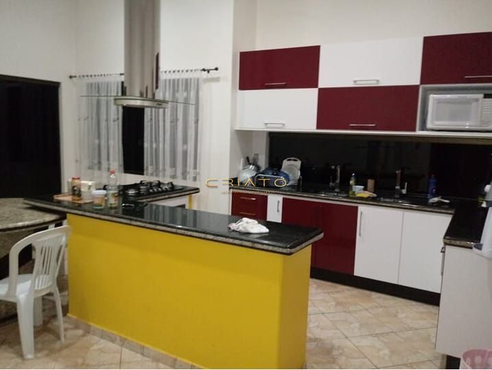 Casa à venda com 6 quartos, 480m² - Foto 9