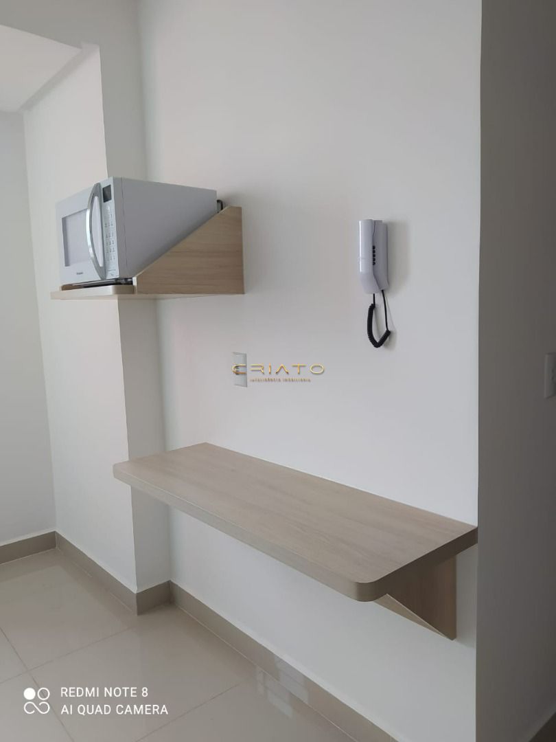 Apartamento à venda com 1 quarto, 37m² - Foto 2