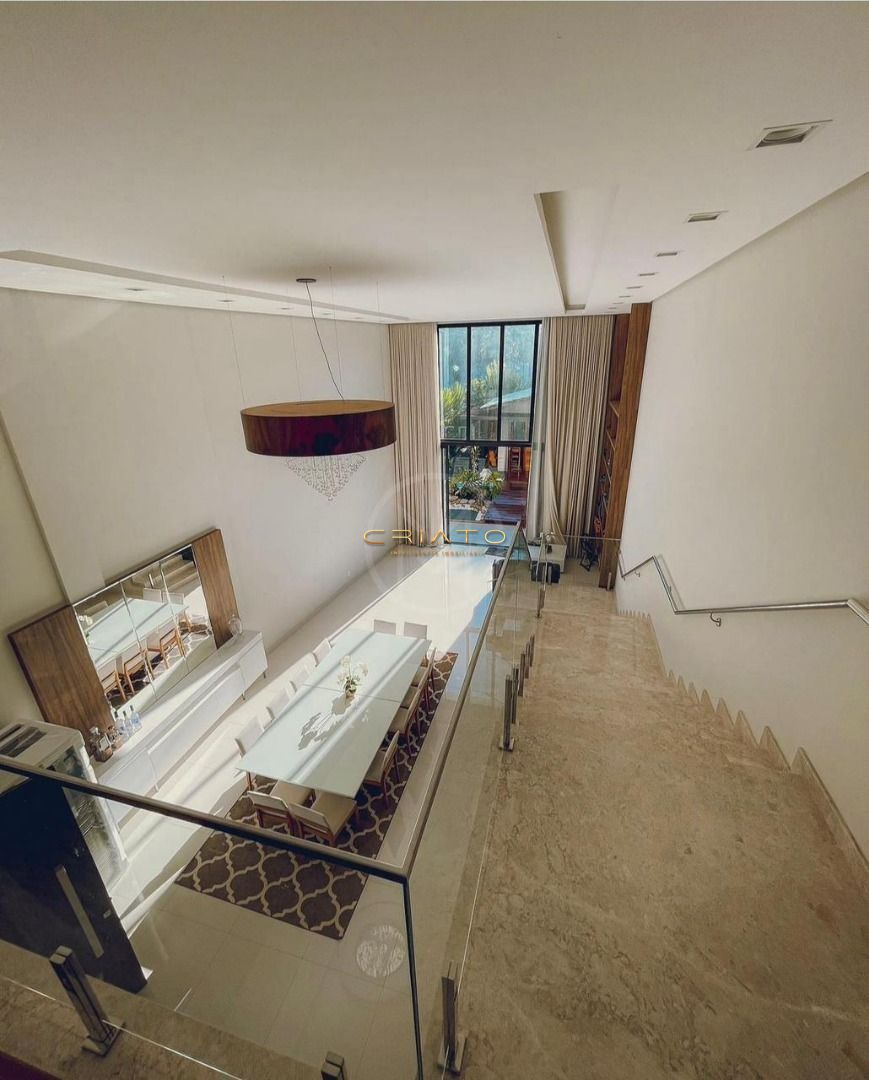 Casa à venda com 4 quartos, 458m² - Foto 1