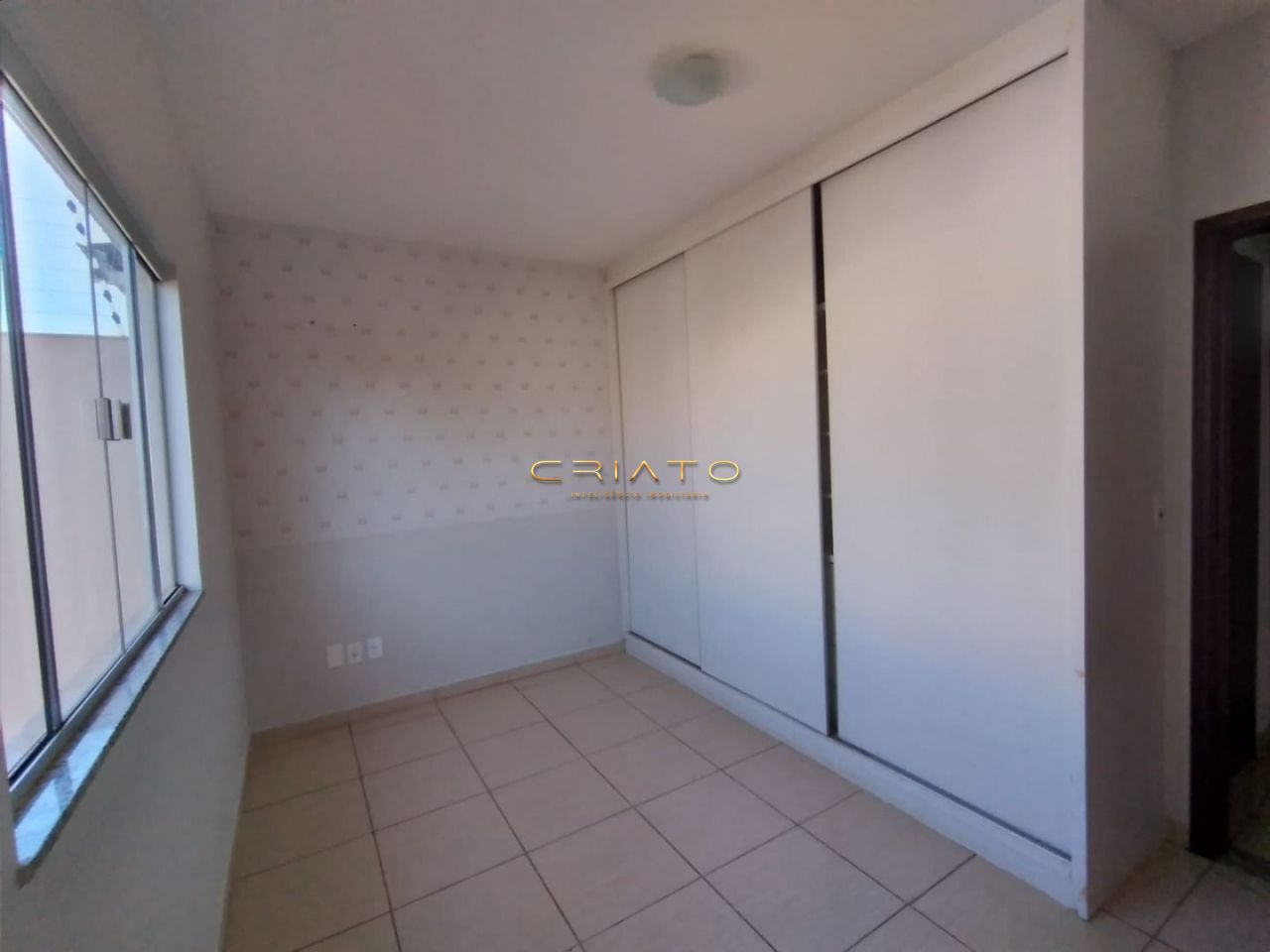 Casa à venda com 3 quartos, 150m² - Foto 12