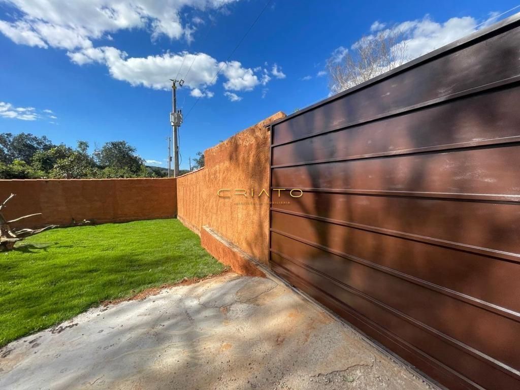 Sobrado com 4 dormitórios à venda, 330 m² por R$ 1.500.000,0