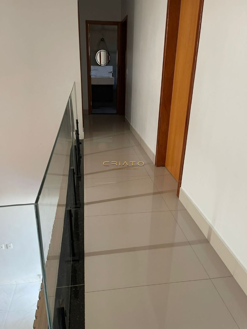 Casa à venda com 3 quartos, 170m² - Foto 3