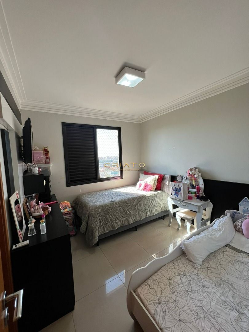 Apartamento à venda com 4 quartos, 179m² - Foto 12