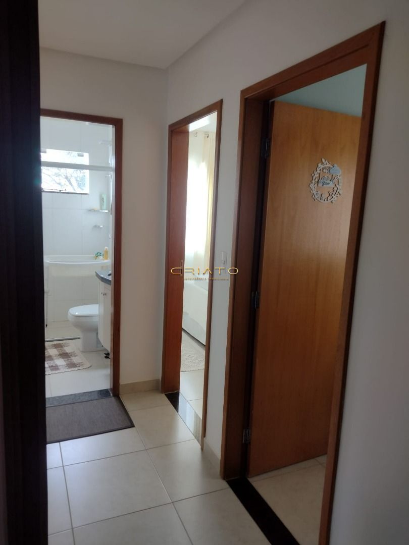 Apartamento à venda com 3 quartos, 93m² - Foto 9