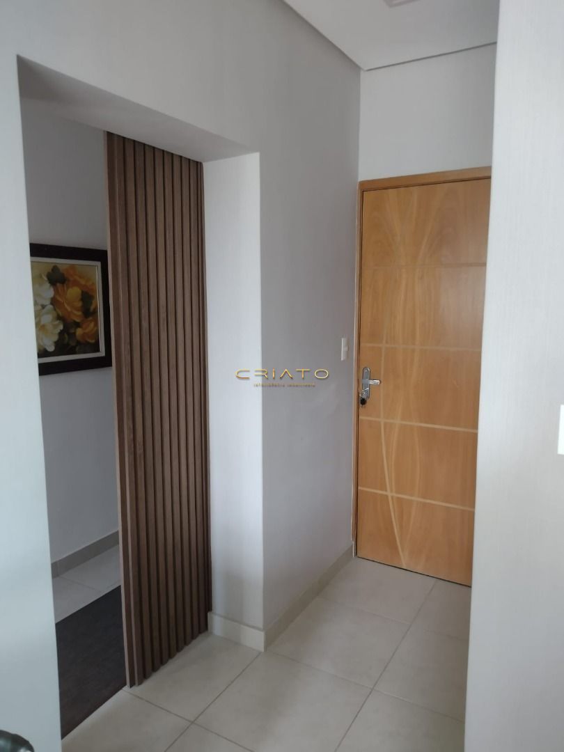 Apartamento à venda com 3 quartos, 93m² - Foto 8