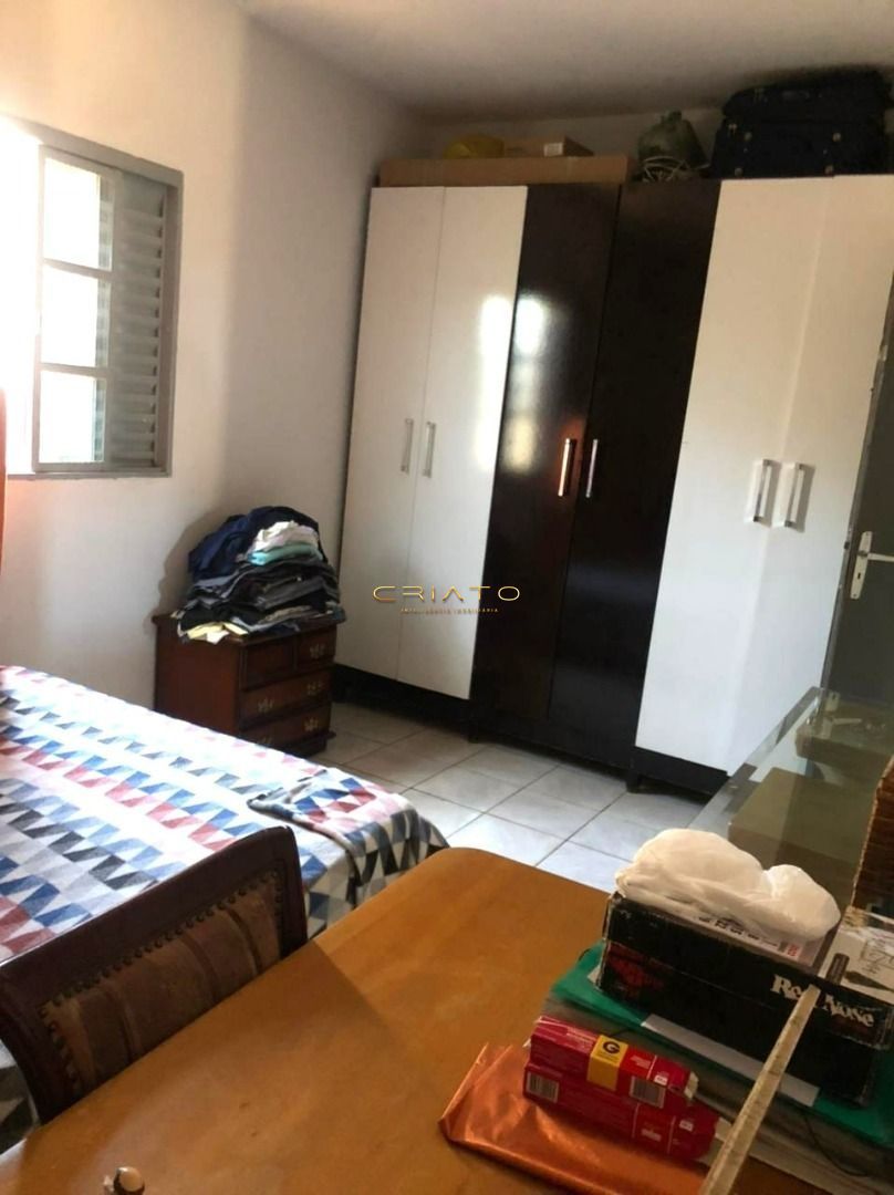 Casa à venda com 3 quartos, 200m² - Foto 6