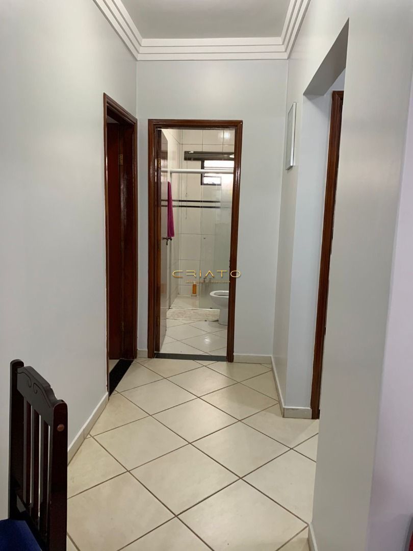 Casa à venda com 3 quartos, 184m² - Foto 11