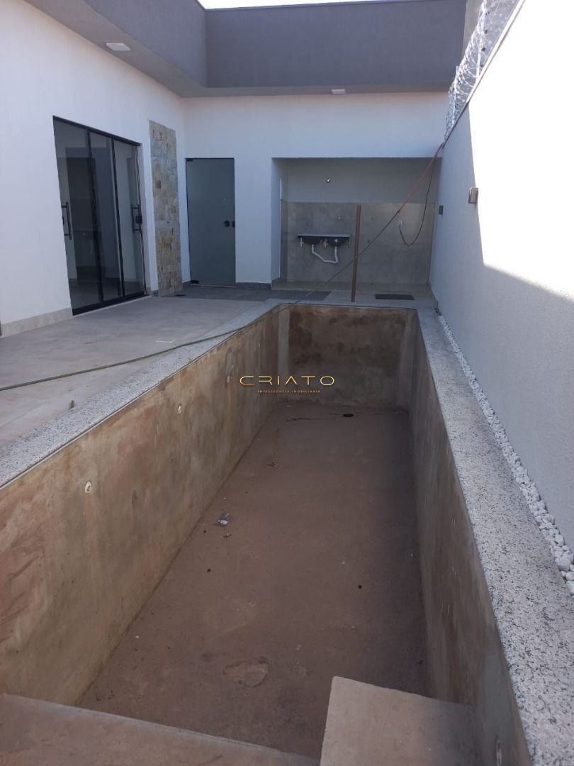 Casa à venda com 2 quartos, 195m² - Foto 17