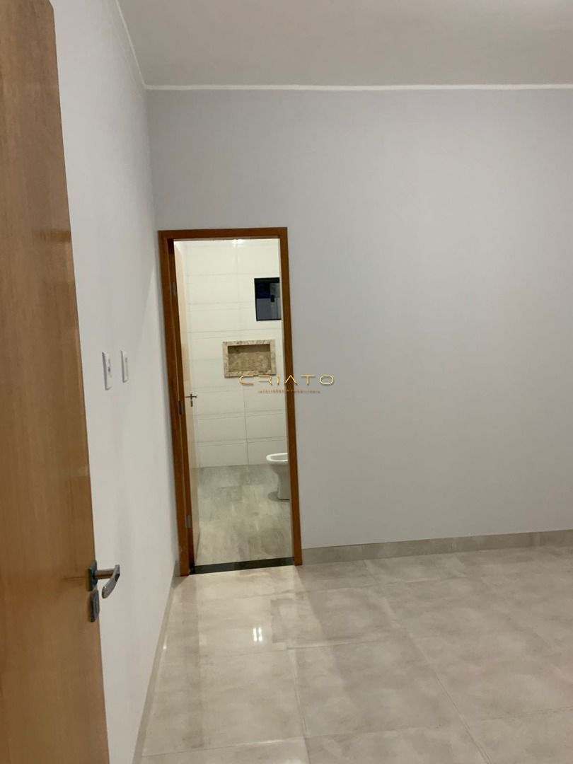 Casa à venda com 3 quartos, 118m² - Foto 9