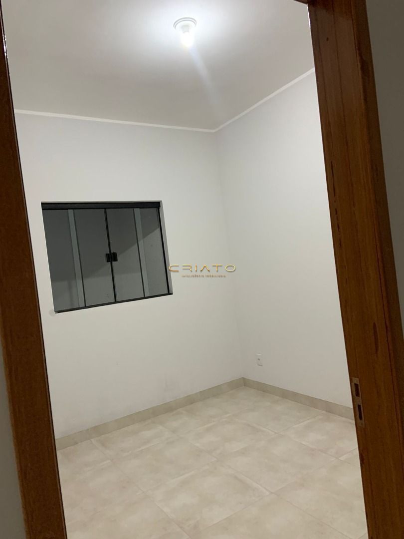 Casa à venda com 3 quartos, 118m² - Foto 11