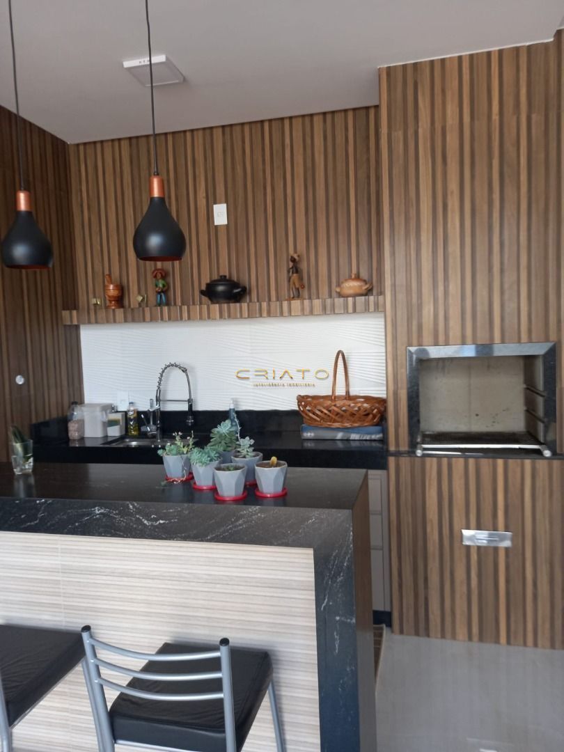 Casa à venda com 3 quartos, 270m² - Foto 8