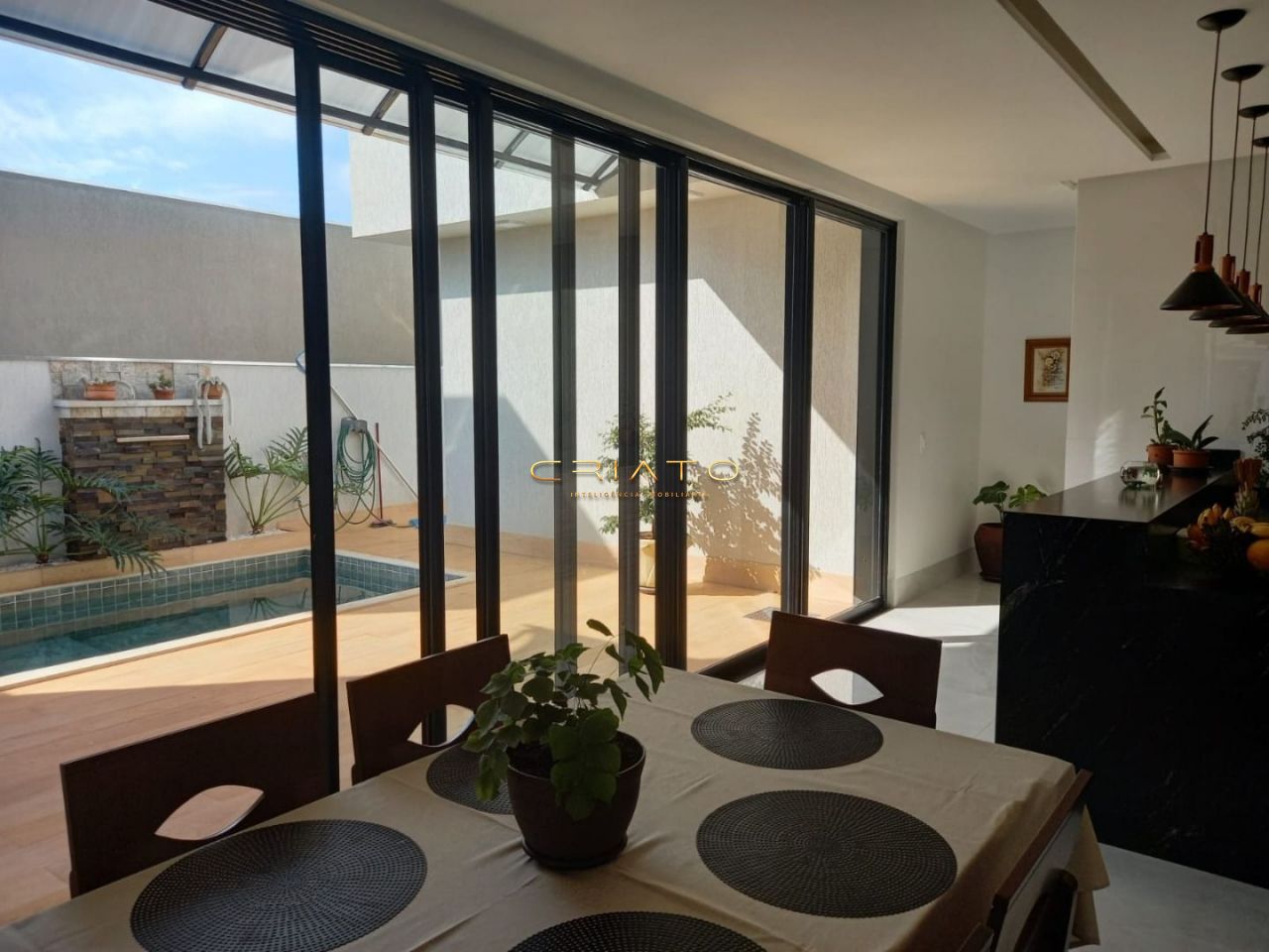 Casa à venda com 3 quartos, 270m² - Foto 10