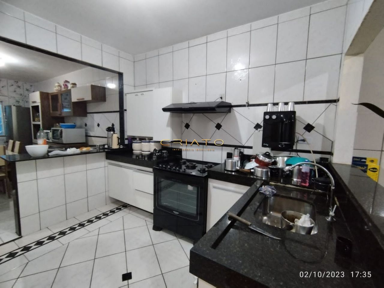 Casa à venda com 3 quartos, 260m² - Foto 3