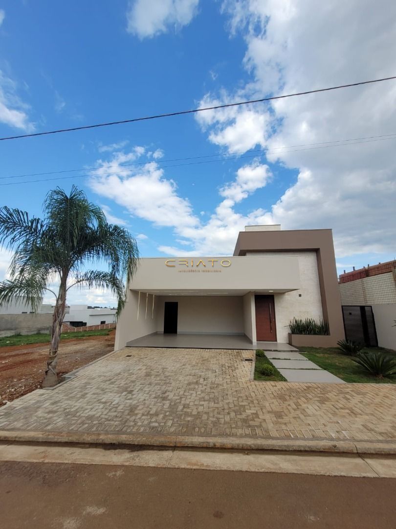 Casa à venda com 3 quartos, 190m² - Foto 2