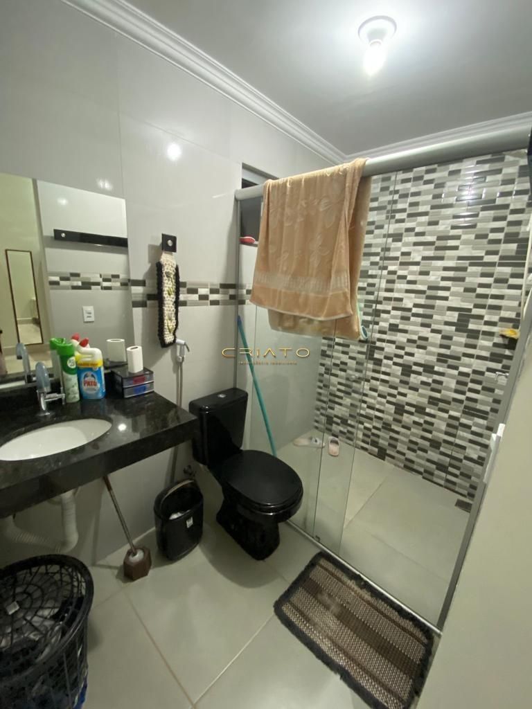 Sobrado com 3 dormitórios à venda, 290 m² por R$ 500.000,00 