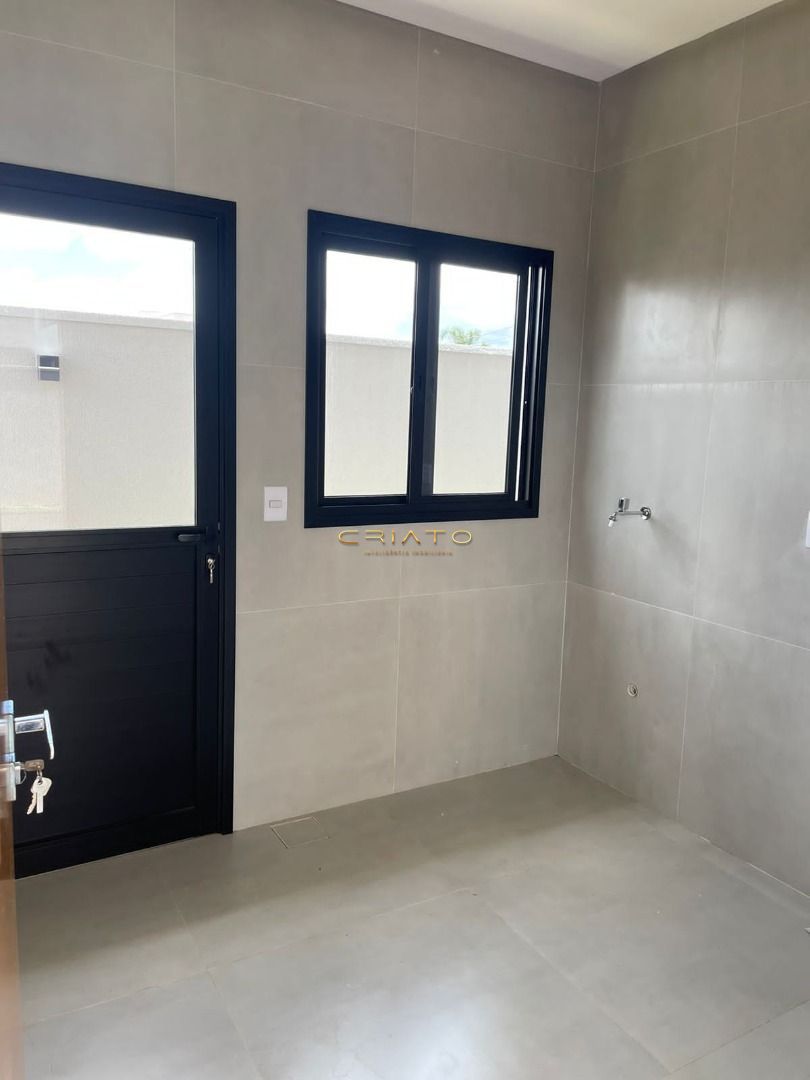 Casa à venda com 3 quartos, 186m² - Foto 18