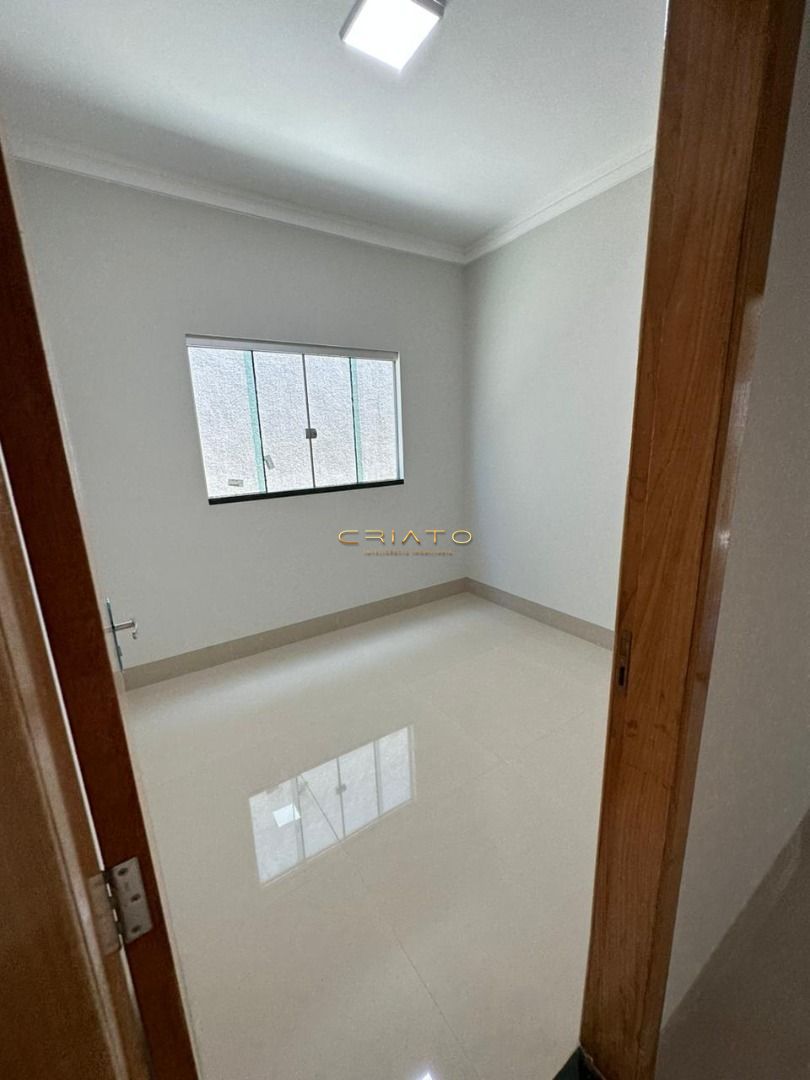 Casa à venda com 3 quartos, 130m² - Foto 9