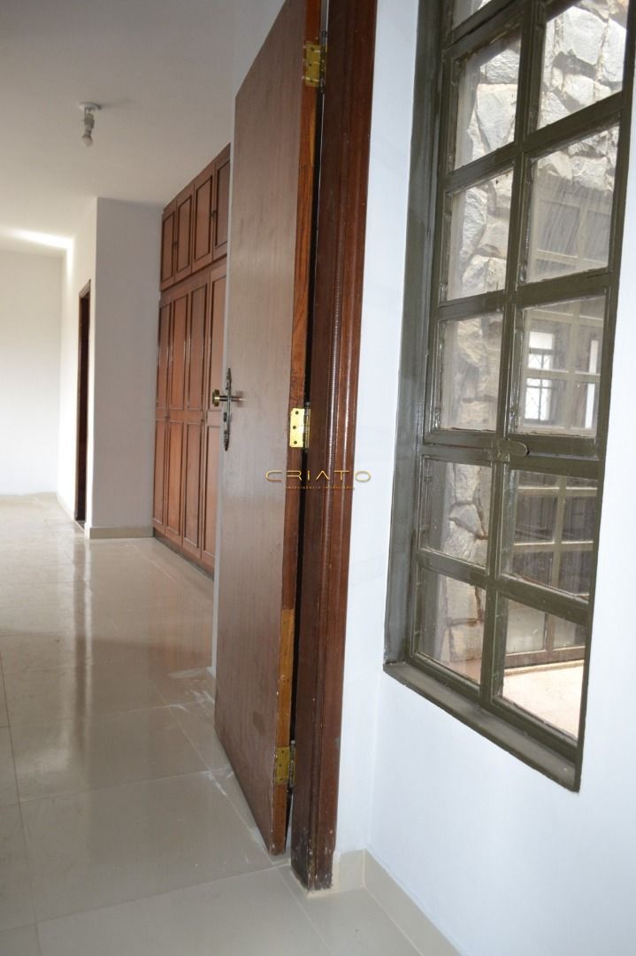 Casa à venda com 3 quartos, 159m² - Foto 8