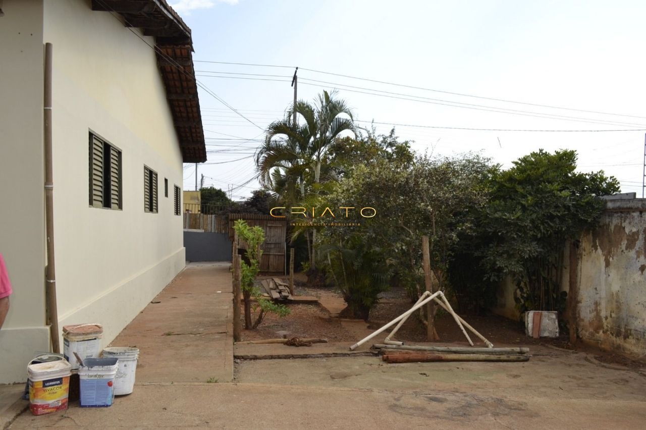 Casa à venda com 3 quartos, 159m² - Foto 13