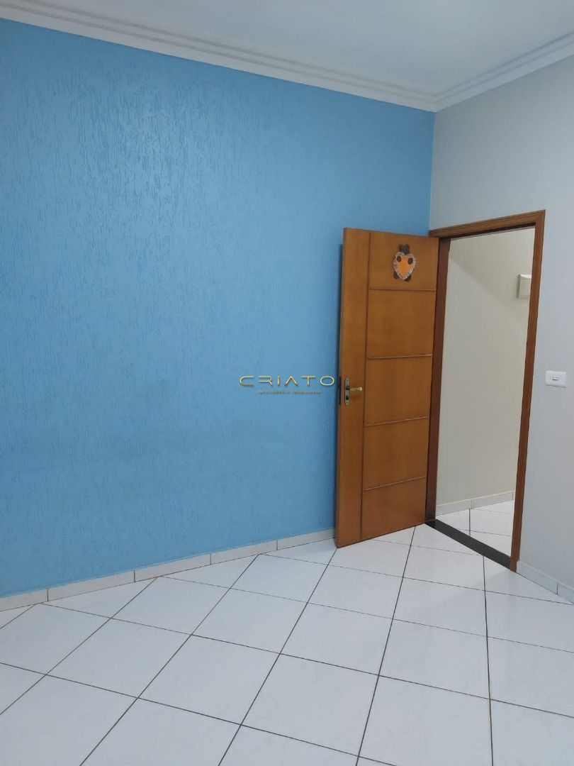 Casa à venda com 3 quartos, 210m² - Foto 16