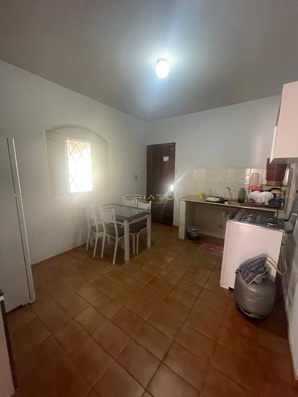 Casa à venda com 3 quartos, 139m² - Foto 4