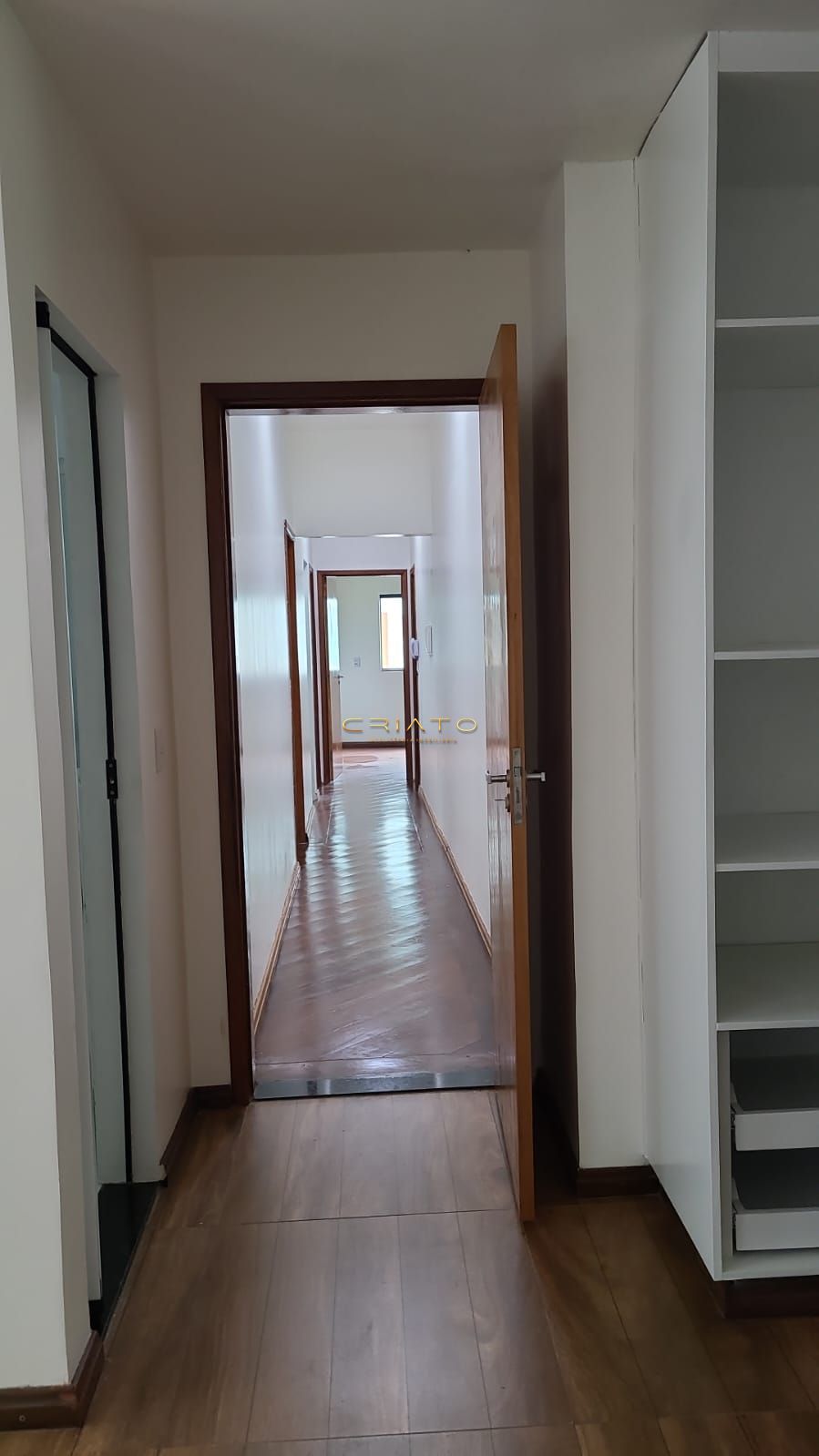 Casa à venda com 4 quartos, 300m² - Foto 33