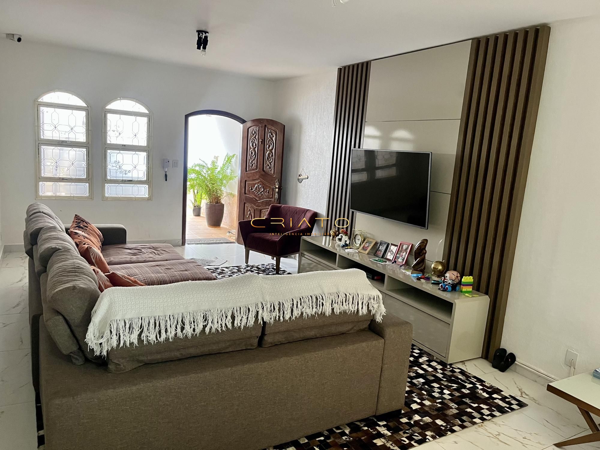 Linda casa no Jardim Ana Paula com excelente preço