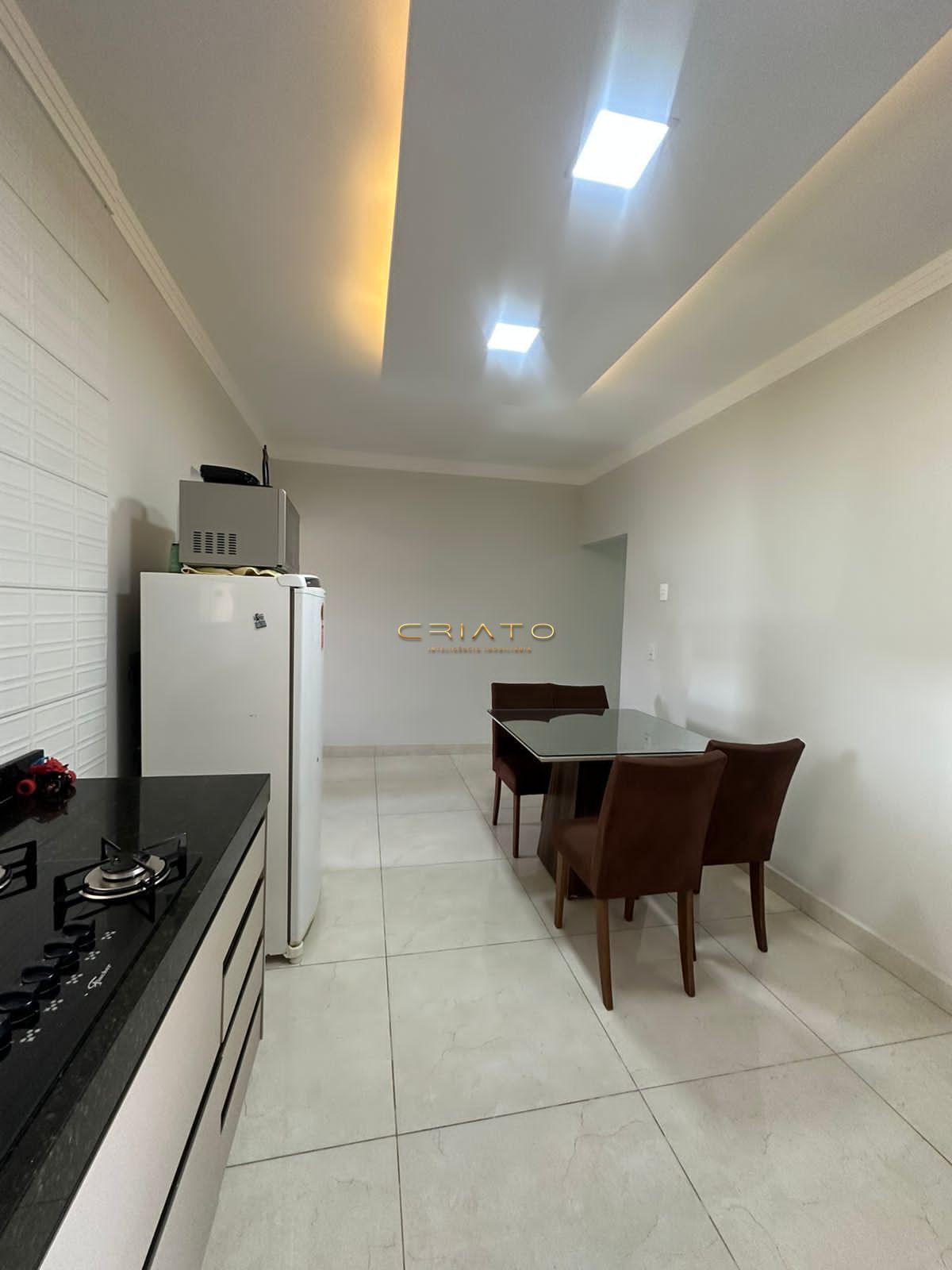 Casa à venda com 2 quartos, 84m² - Foto 10