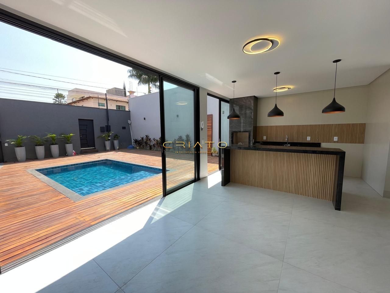 Casa à venda com 4 quartos, 266m² - Foto 17