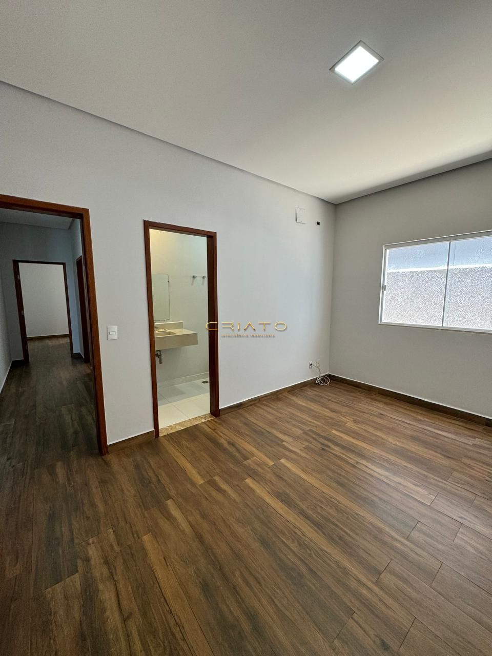 Casa à venda com 3 quartos, 240m² - Foto 11