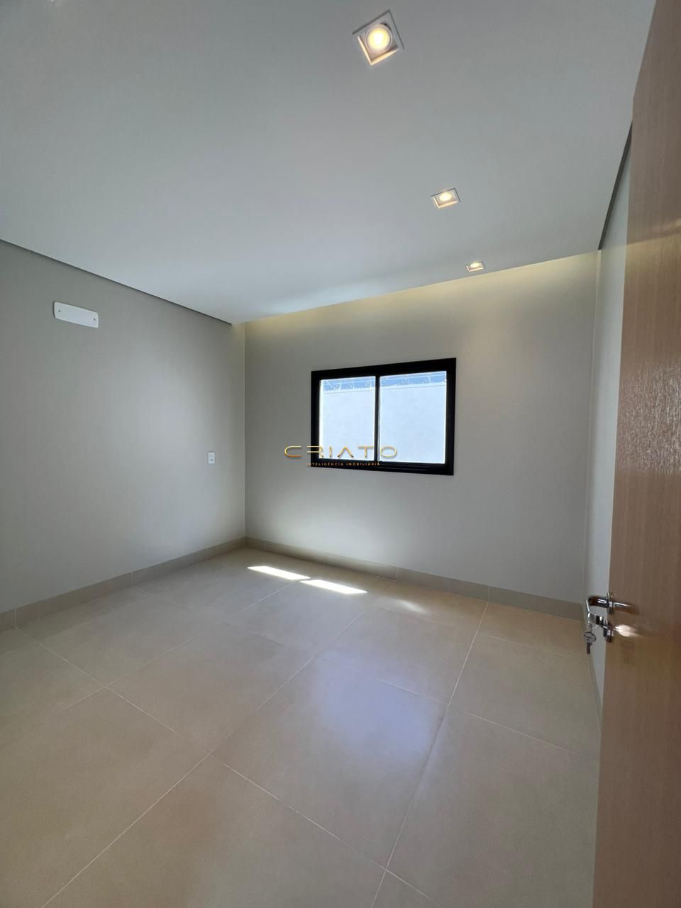 Casa à venda com 3 quartos, 170m² - Foto 7