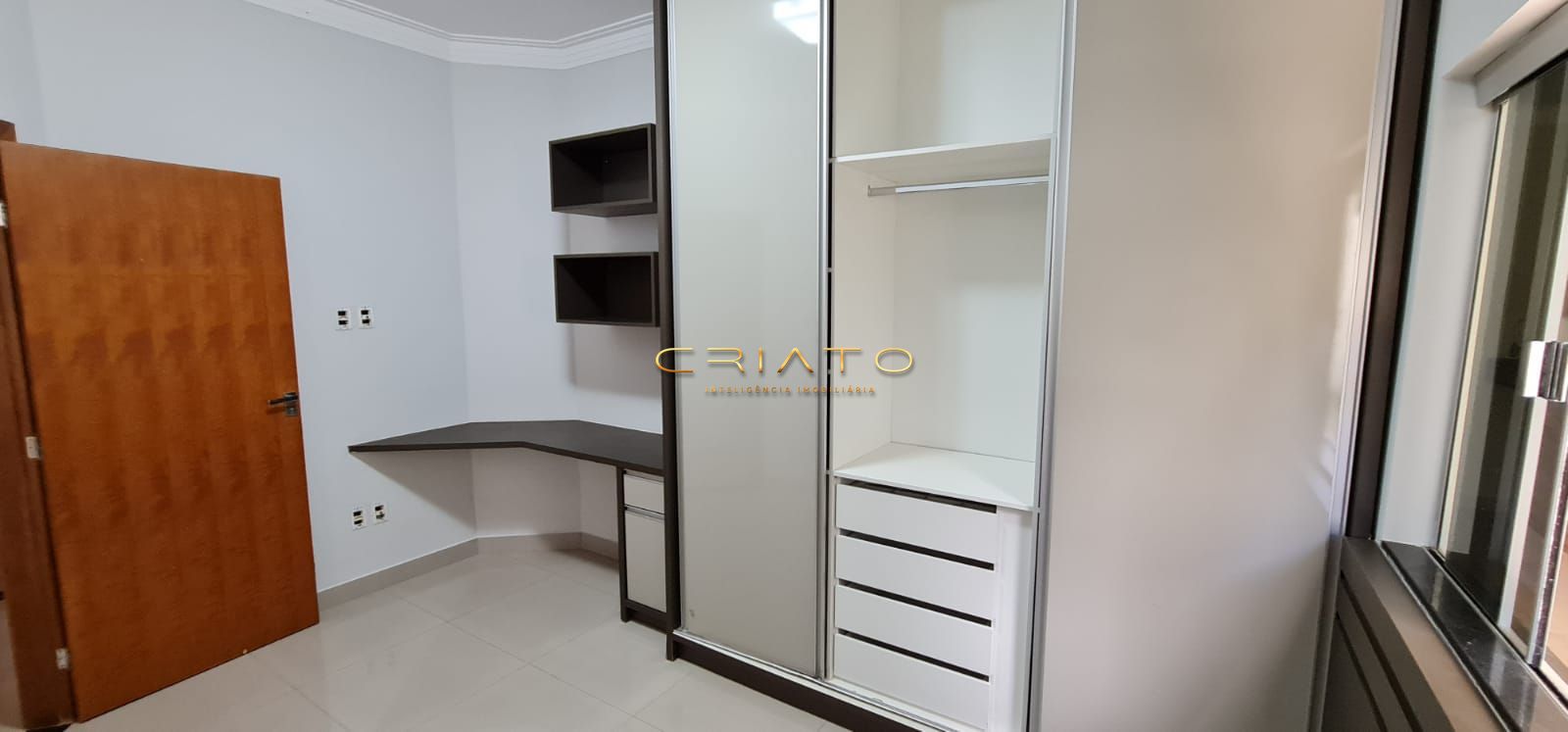 Casa à venda com 3 quartos, 198m² - Foto 16