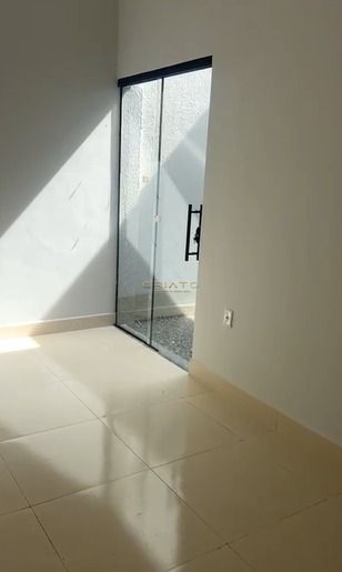 Casa à venda com 2 quartos, 70m² - Foto 12