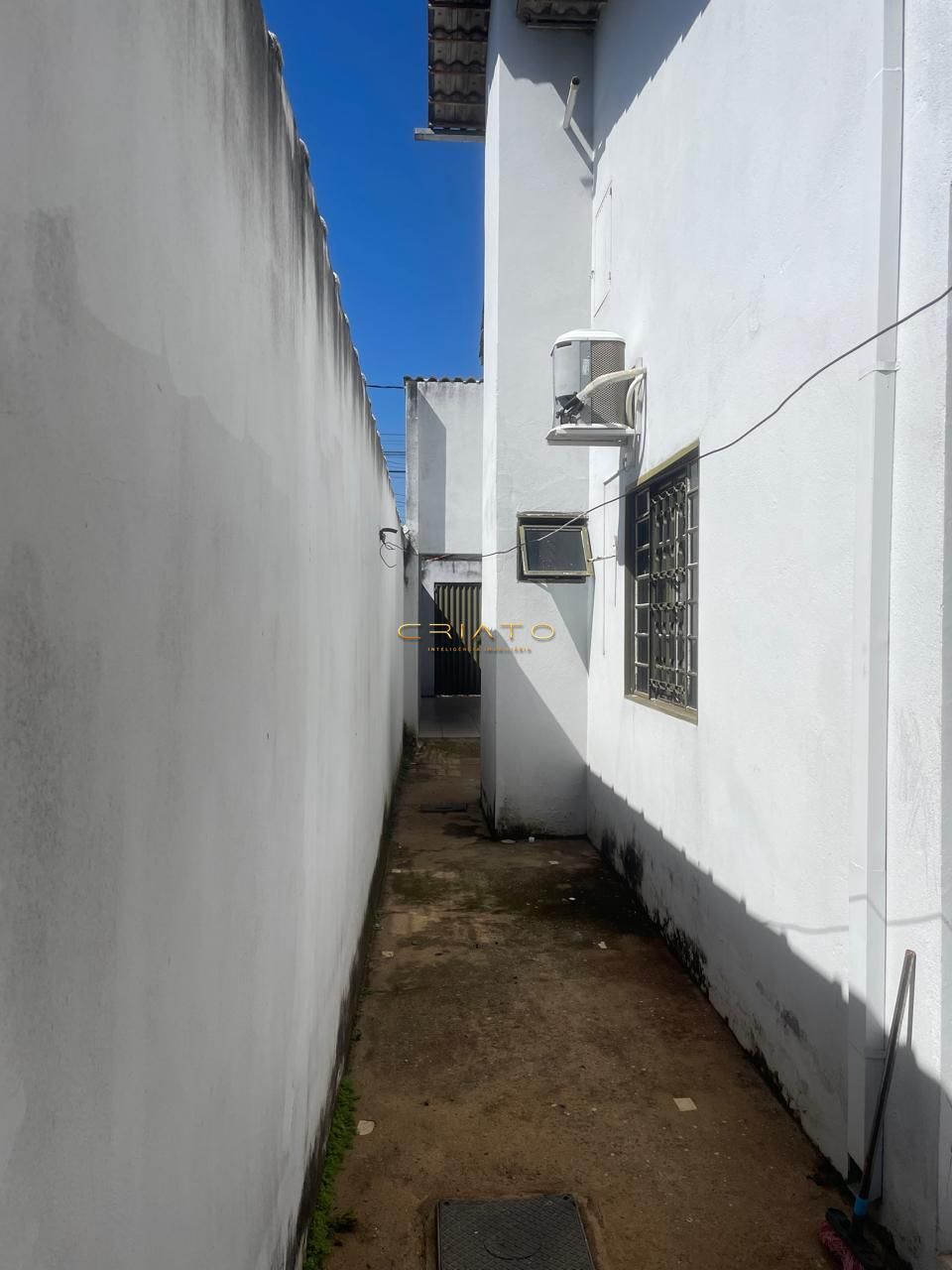 Casa à venda com 3 quartos, 200m² - Foto 14