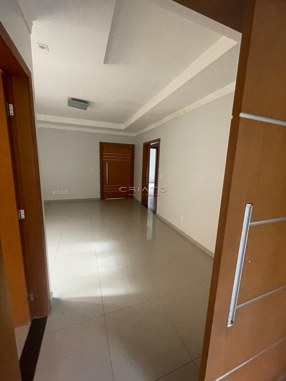 Casa à venda com 3 quartos, 234m² - Foto 4