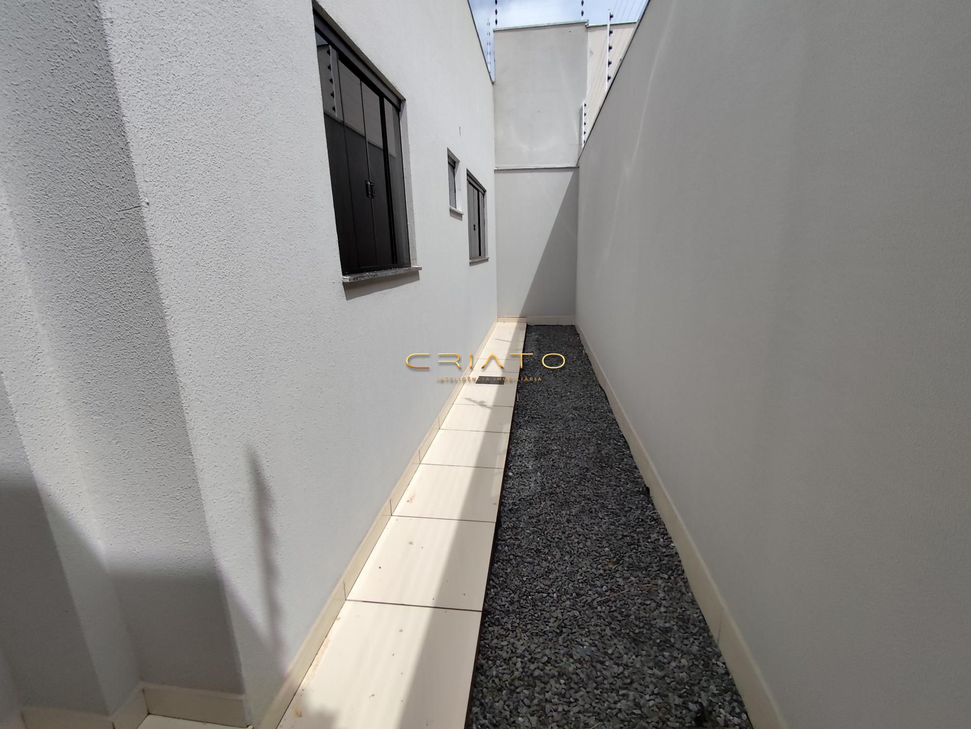 Casa à venda com 3 quartos, 100m² - Foto 5