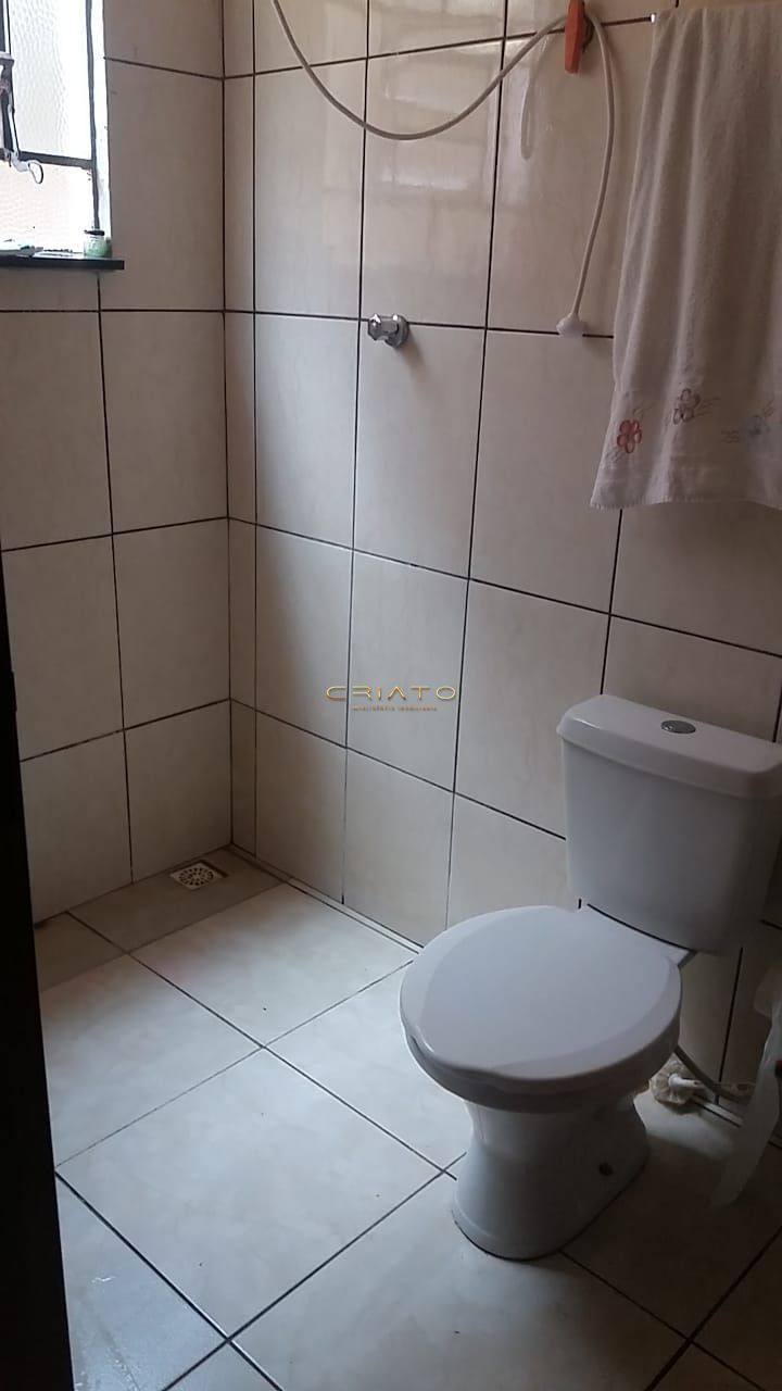 Casa à venda com 3 quartos, 199m² - Foto 5