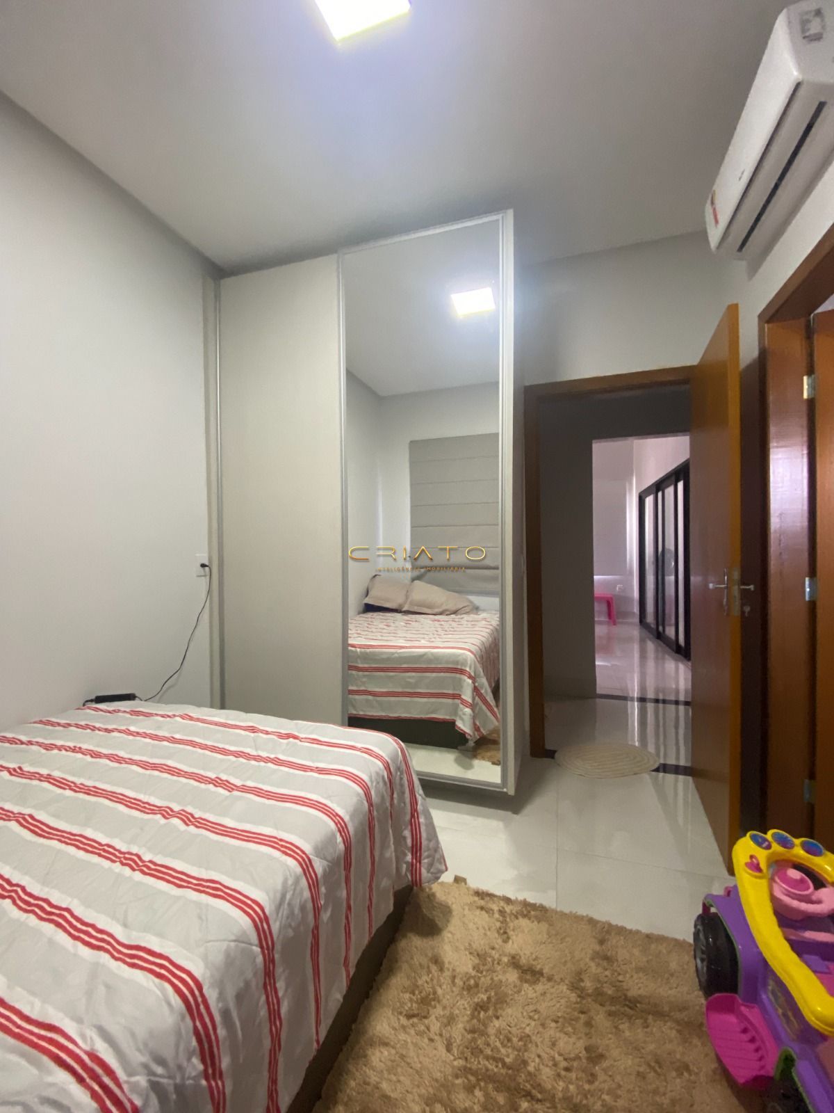 Casa à venda com 3 quartos, 180m² - Foto 13