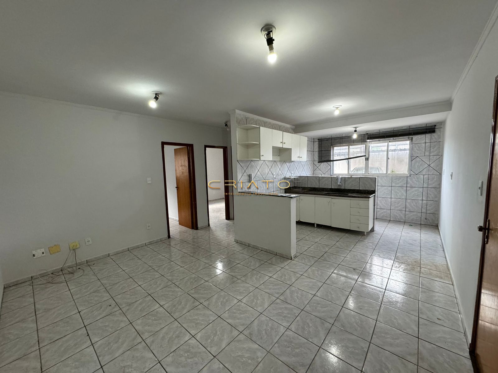 Apartamento à venda com 2 quartos, 56m² - Foto 1