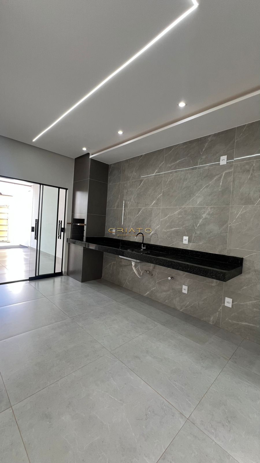 Casa com 3 Dormitórios à venda, 105 m² por R$ 365.000,00 Casa com 3 Dormitórios à venda, 105 m² por R$ 365.000,00